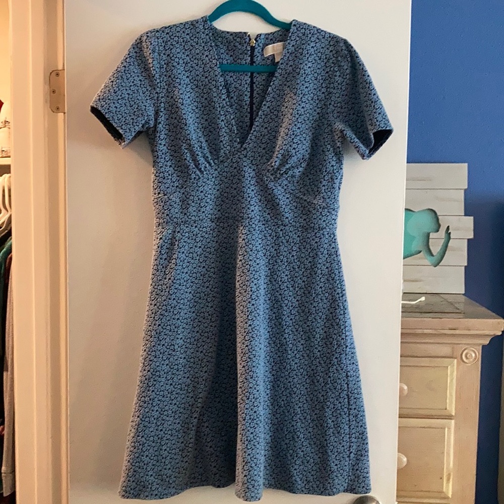 Cute dress! Floral print